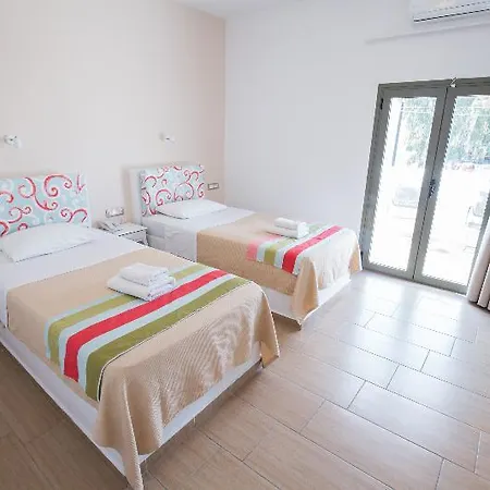 Olympic 4* Karterados (Santorini)